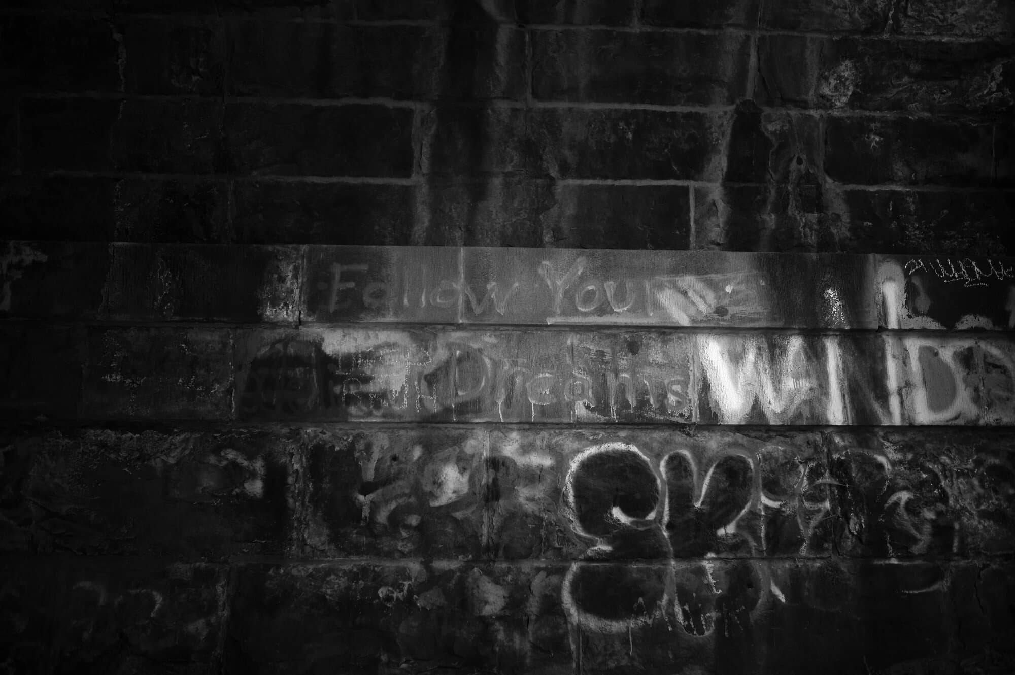 Black & White — frame 9