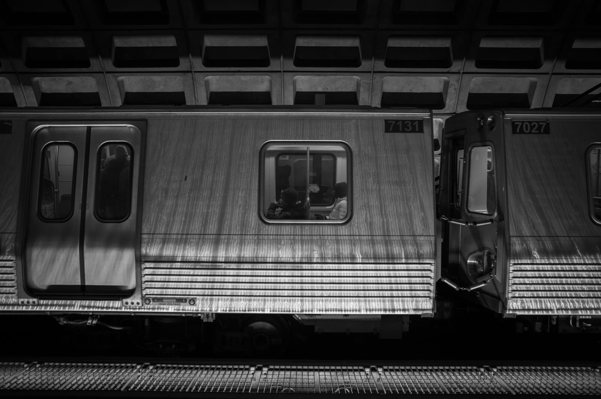 Black & White — frame 26